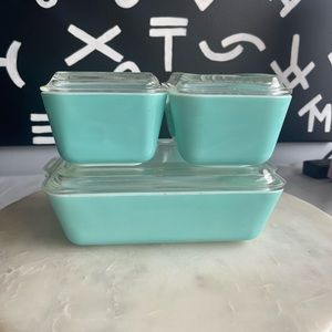 Vintage Turquoise PYREX- 501,502,503 with lids